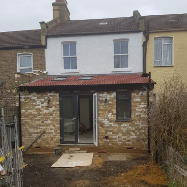 House extension builder in flat-refurbishment